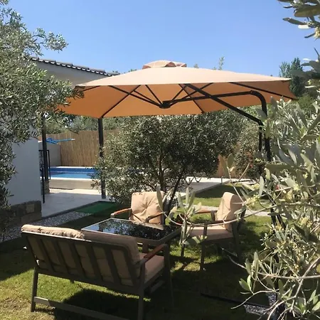 Villa_olive *